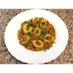 Riz aux calamars, poivrons et petits pois – Recette en vidéo