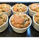 Soufflés de polenta aux champignons et romarin