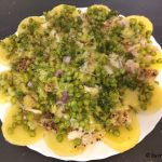 Salade de maquereau fumé au poivre aux pommes de terre et petits pois – Recette en vidéo